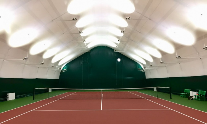 Освещение теннисного корта
